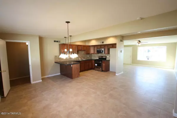 6751 E 38Th Street, Tucson, AZ 85730