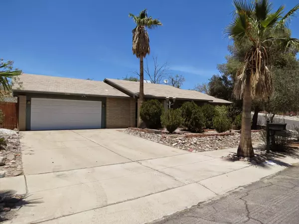 7700 N Rasmussen Avenue, Tucson, AZ 85741