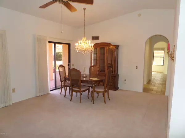 Oro Valley, AZ 85755,871 E Desert Glen Drive