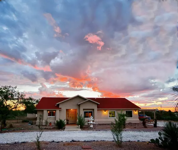 1101 N Calle Rinconado, Vail, AZ 85641