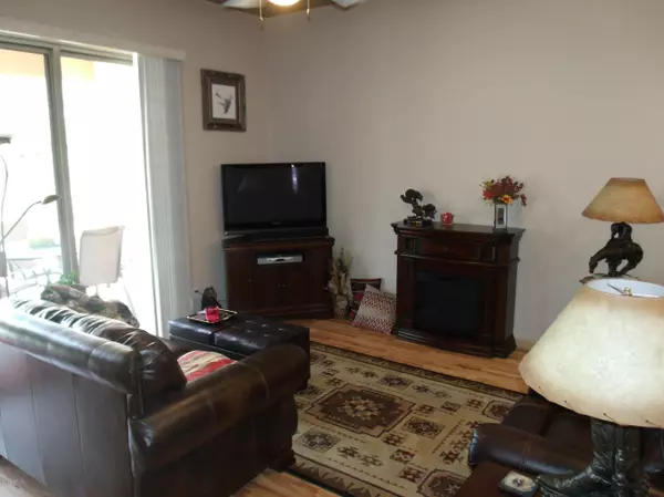 Oro Valley, AZ 85755,13401 N Rancho Vistoso Boulevard #36