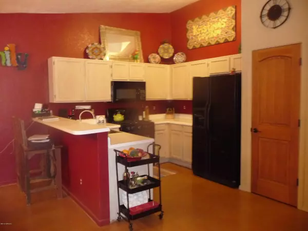 Tucson, AZ 85742,9371 N Hampshire Drive