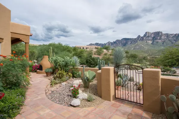 Oro Valley, AZ 85737,11411 N Charoleau Drive