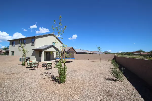 10448 S Cutting Horse Drive, Vail, AZ 85641