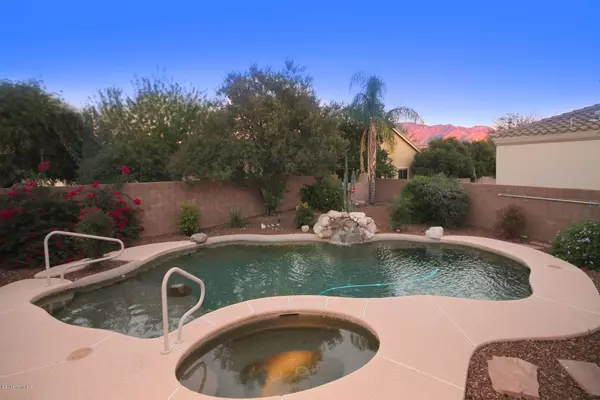 Oro Valley, AZ 85755,13960 N Bentwater Drive