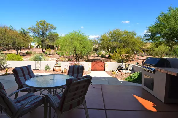 Oro Valley, AZ 85755,13401 N Rancho Vistoso Boulevard #131