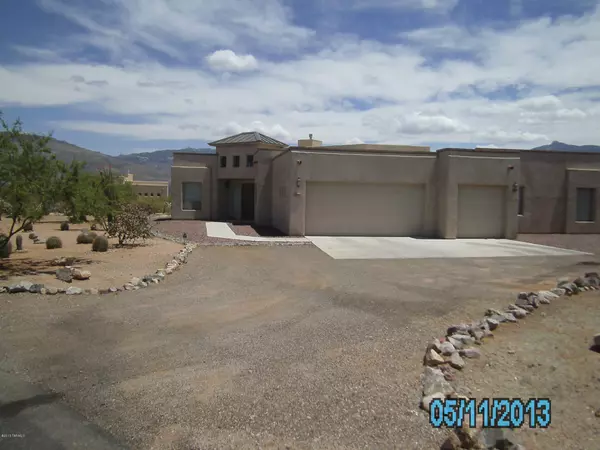 Vail, AZ 85641,8381 S Triangle R Ranch Place