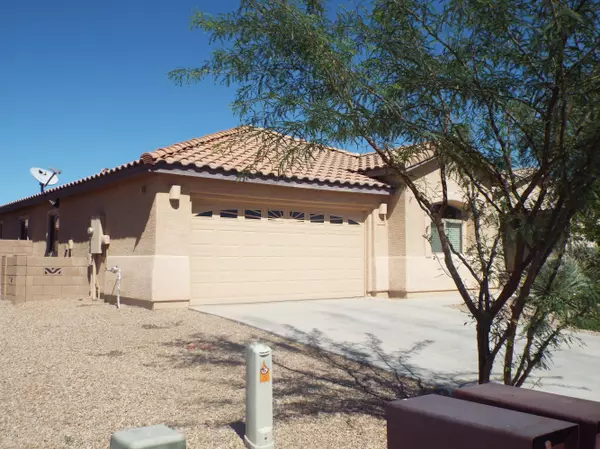 11044 W Coppertail Drive, Marana, AZ 85653