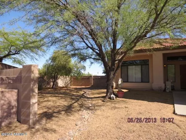 7092 N AVENIDA ADELLA, Tucson, AZ 85741