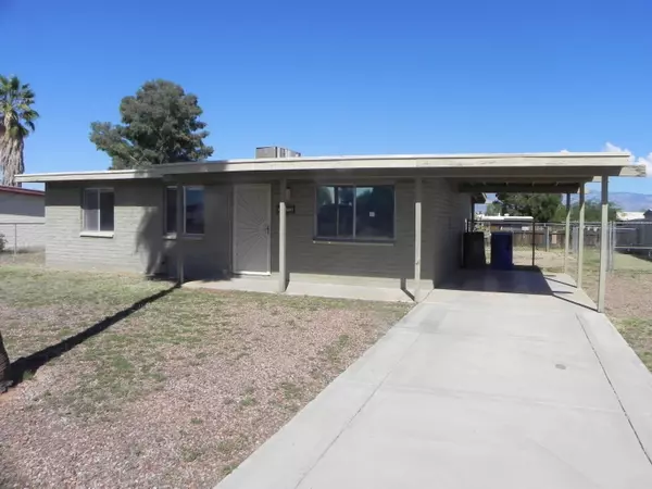 7741 E Apple Tree Drive, Tucson, AZ 85730