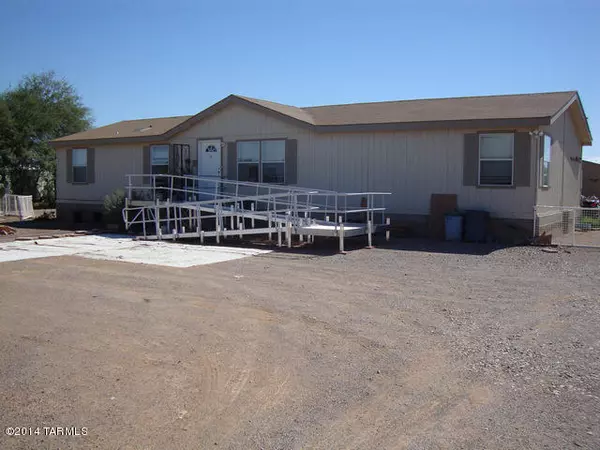 17621 W Bacabi Road, Marana, AZ 85653