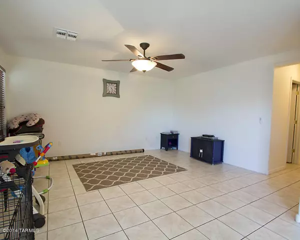 Sahuarita, AZ 85629,19 W Calle Mantilla