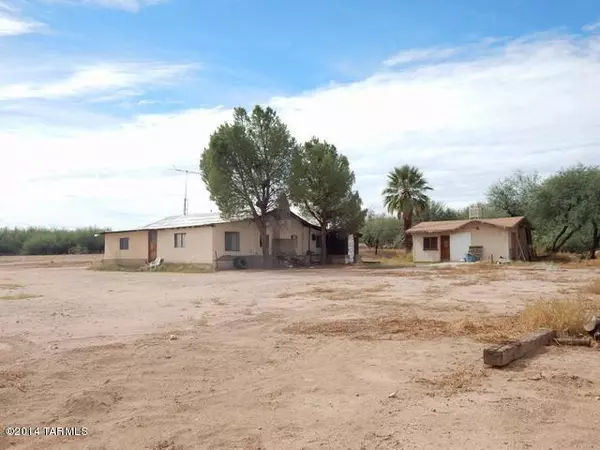 10425 N Camino Rio, Winkelman, AZ 85292