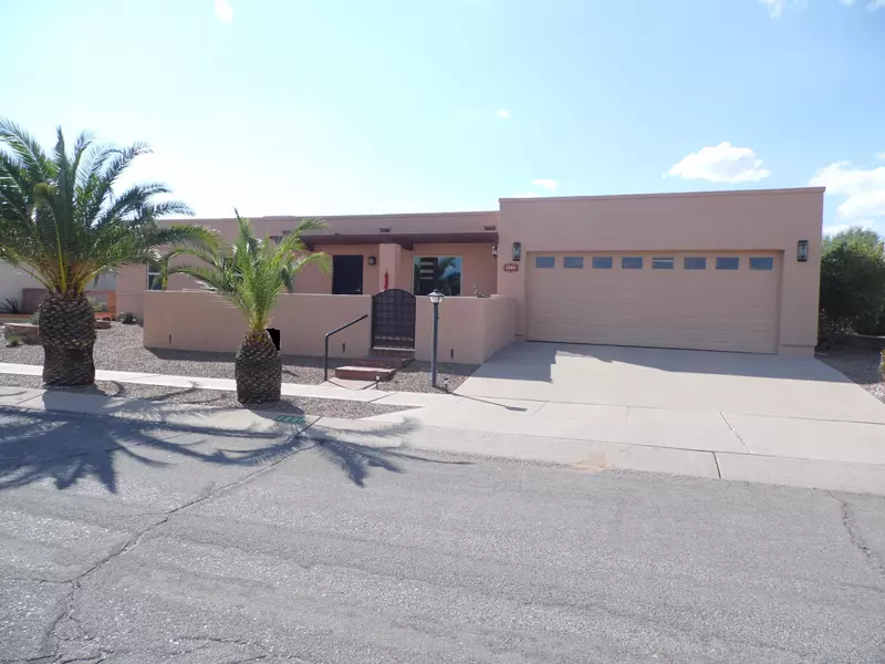 1221 N Avenida Canon Del Cajon, Green Valley, AZ 85614