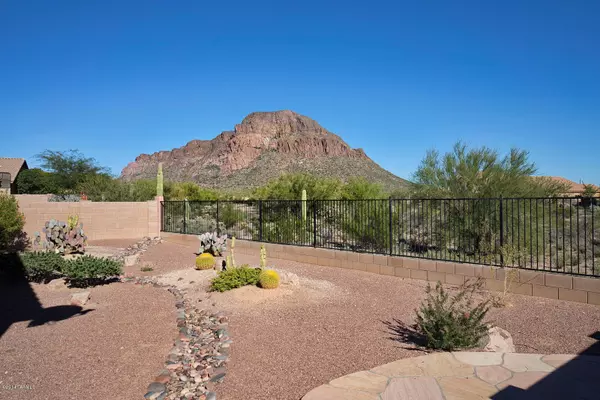 3975 S Amber Rock Avenue, Tucson, AZ 85735