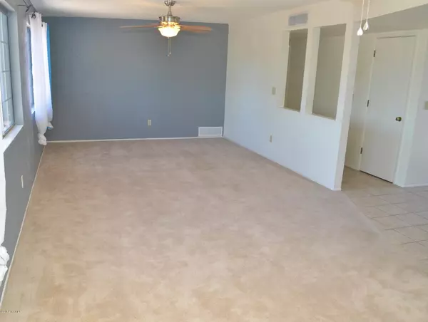 Tucson, AZ 85710,530 N Eastview Avenue