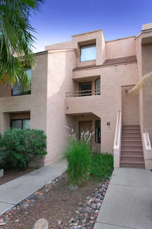 5675 N Camino Esplendora  #1201, Tucson, AZ 85718