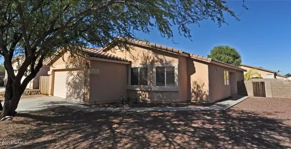 2252 W Roundwood Place, Tucson, AZ 85745