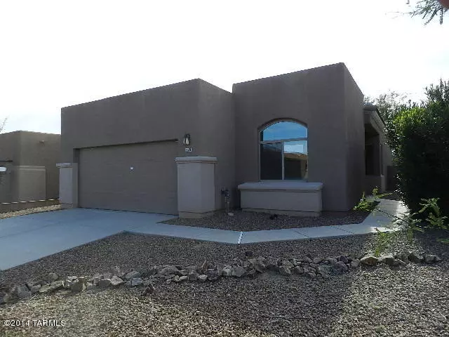 328 E Calle Minerva, Green Valley, AZ 85614