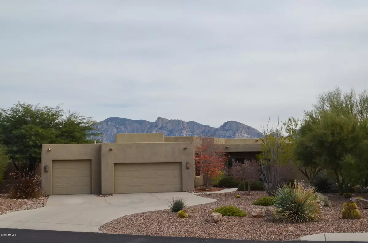 Oro Valley, AZ 85755,931 W Morning Thunder Court