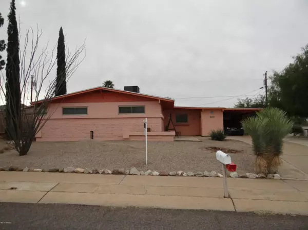 217 W Vista Monte Drive, Corona De Tucson, AZ 85641