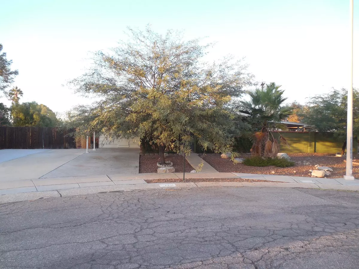 Tucson, AZ 85710,7261 E Luana Place