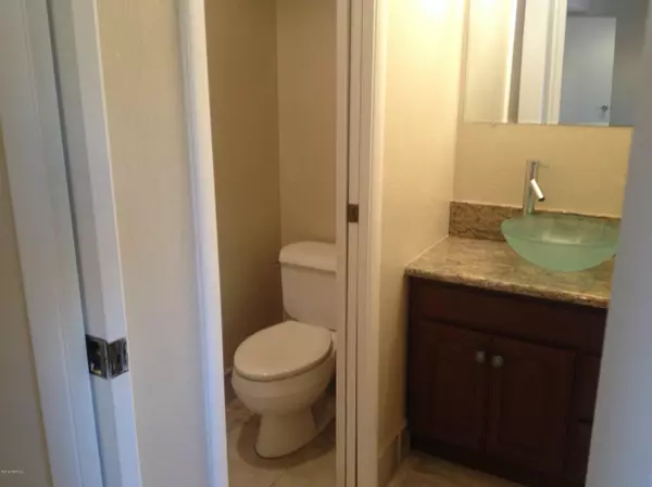 Tucson, AZ 85710,424 N Maguire Avenue