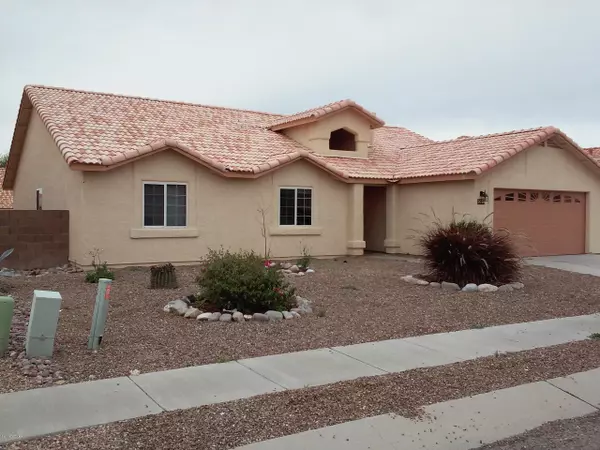 9698 E Paseo Juan Tabo, Tucson, AZ 85747