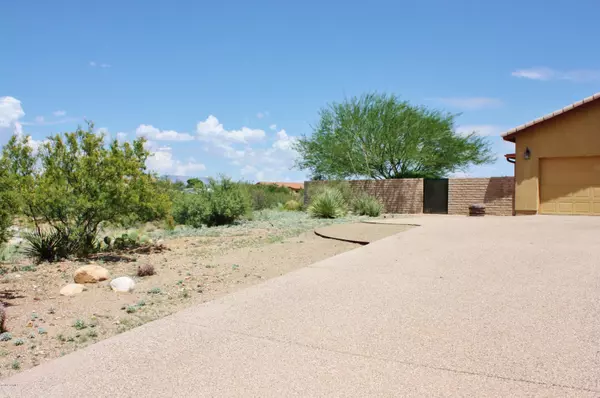 Vail, AZ 85641,240 N Westview Drive