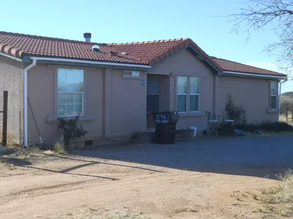 24122 E Navajo Trail, Benson, AZ 85602