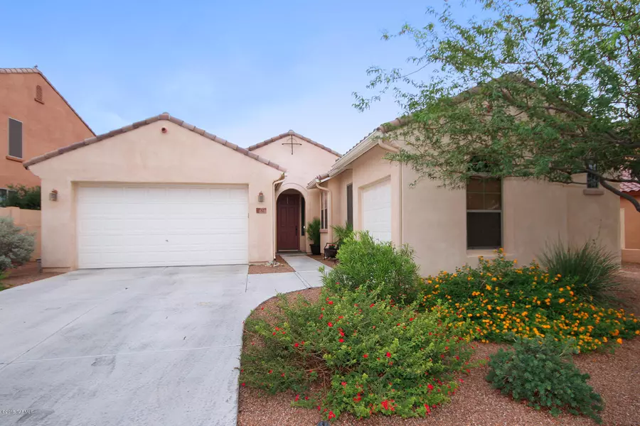 752 W Camino Tunera, Sahuarita, AZ 85629