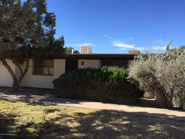 3807 S Palm Side Drive, Tucson, AZ 85730