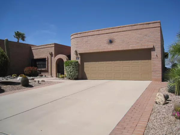 1442 W Camino Estelar, Green Valley, AZ 85622