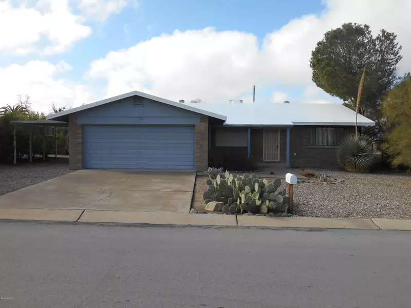 10420 E Observatory Drive, Vail, AZ 85641