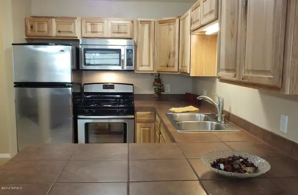 Tucson, AZ 85710,804 S Langley Avenue #104