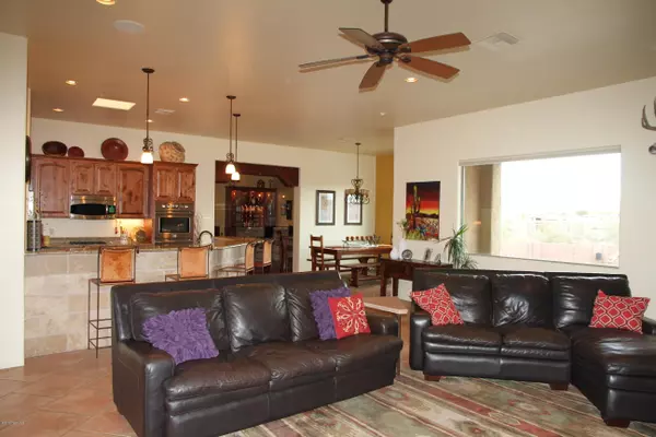 Vail, AZ 85641,13813 S Bee Bonnet Court