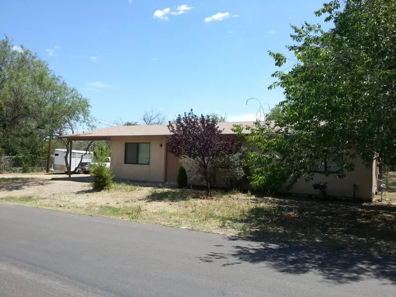 785 N JOHN ADAMS Street, Oracle, AZ 85623