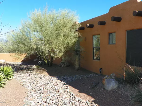 Rio Rico, AZ 85648,727 Camino Arruza