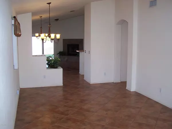 Tucson, AZ 85748,9607 E Blue Ridge Mountain St.