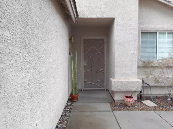 Tucson, AZ 85741,4522 W Sun Quest Street