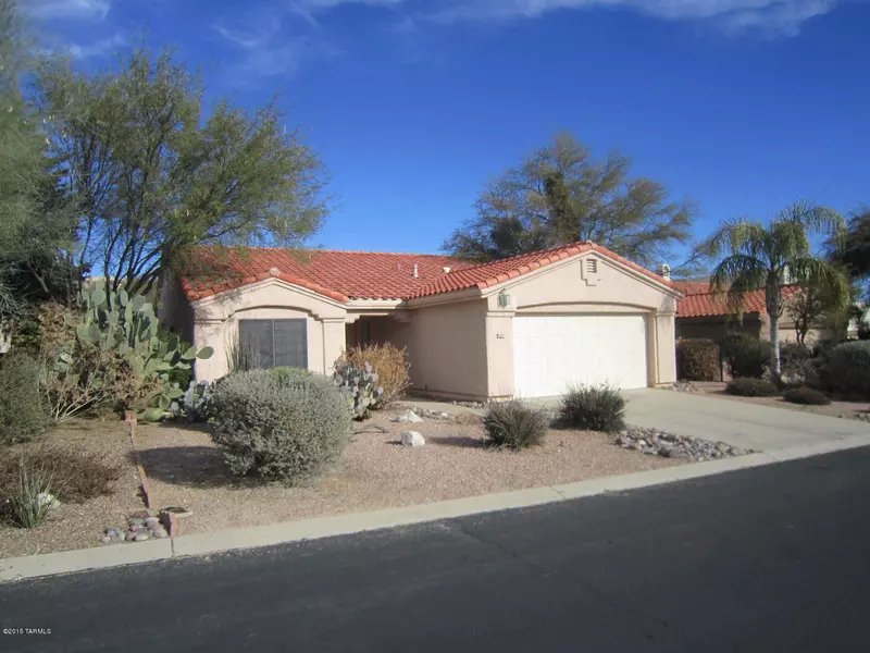 1050 W Possum Creek Lane, Oro Valley, AZ 85737