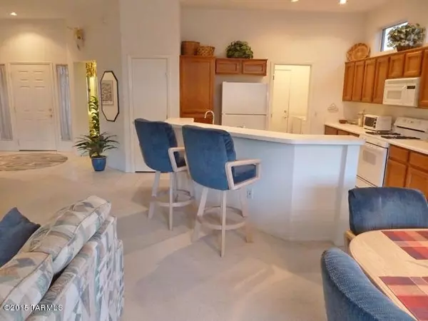 Oro Valley, AZ 85755,952 E Grass Meadow Place