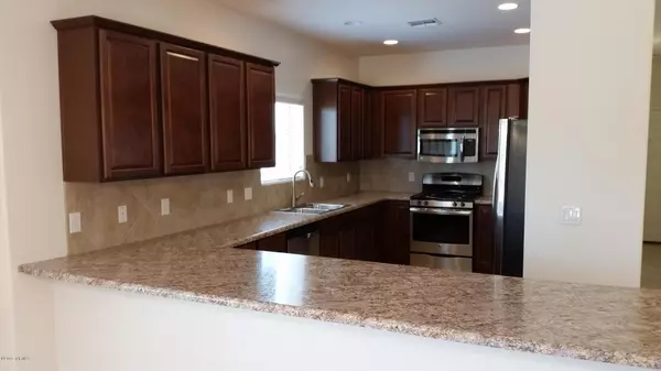 Vail, AZ 85641,766 S Porter Routh Place