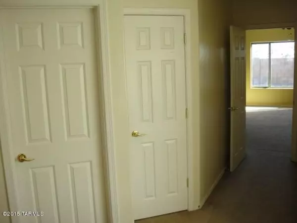 Vail, AZ 85641,395 S Blue River Loop