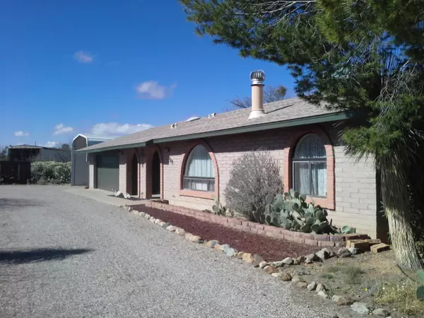 Vail, AZ 85641,1301 N Alderwood Manor Drive