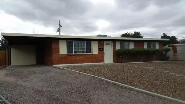 7958 E 19Th Place, Tucson, AZ 85710