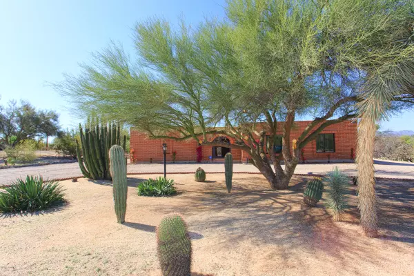 1881 W Ahmed Avenue, Tucson, AZ 85704