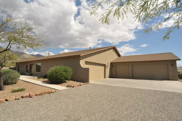 635 W Cool Drive, Tucson, AZ 85704