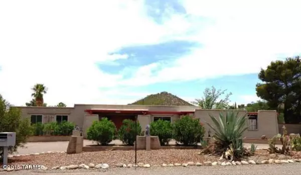 8230 E Rawhide Trail, Tucson, AZ 85750