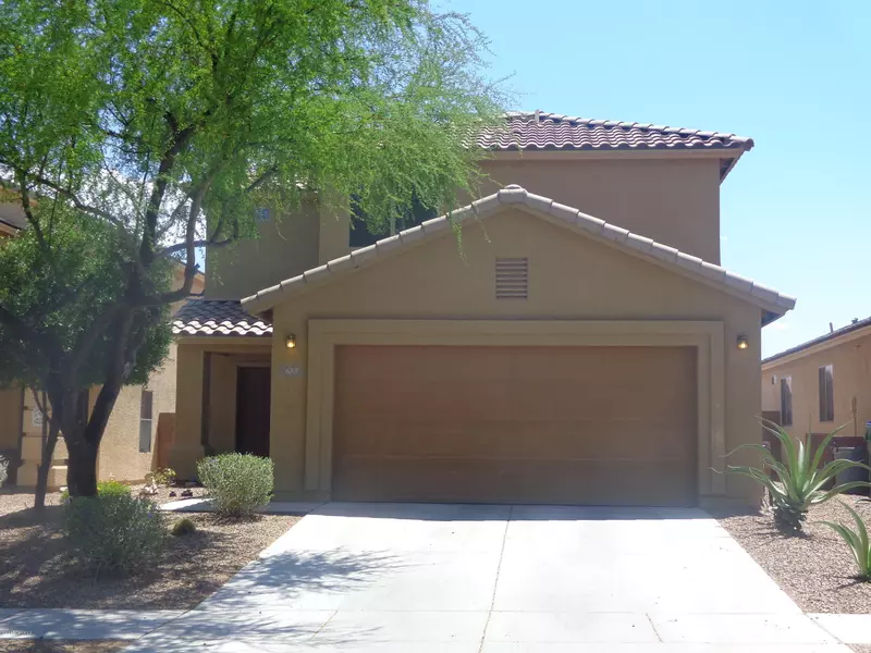 655 W Desert Blossom Drive, Green Valley, AZ 85614